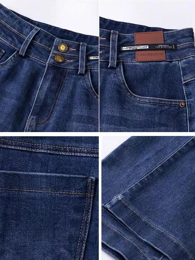 Calça Clara em Jeans Premium com Corte Reto e Cós Alto